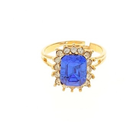 Jewelry - Blue Ring